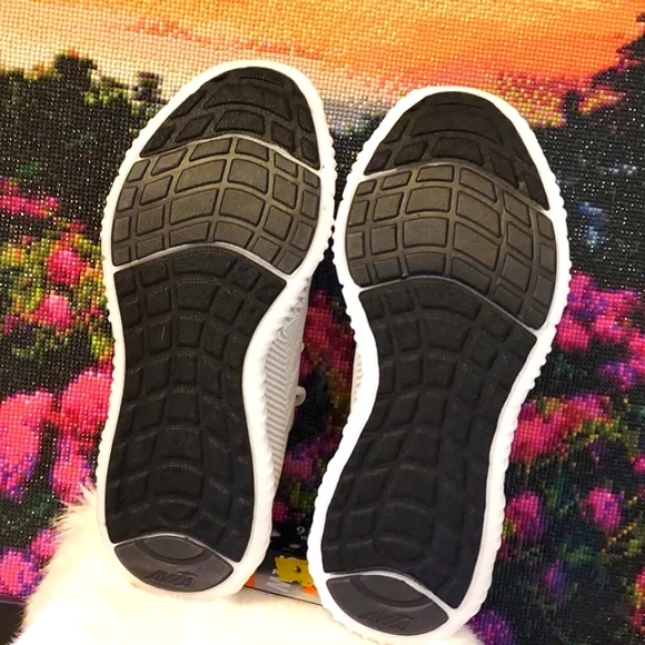 Women's Avia Active Sneaker - Picture 5 of 9